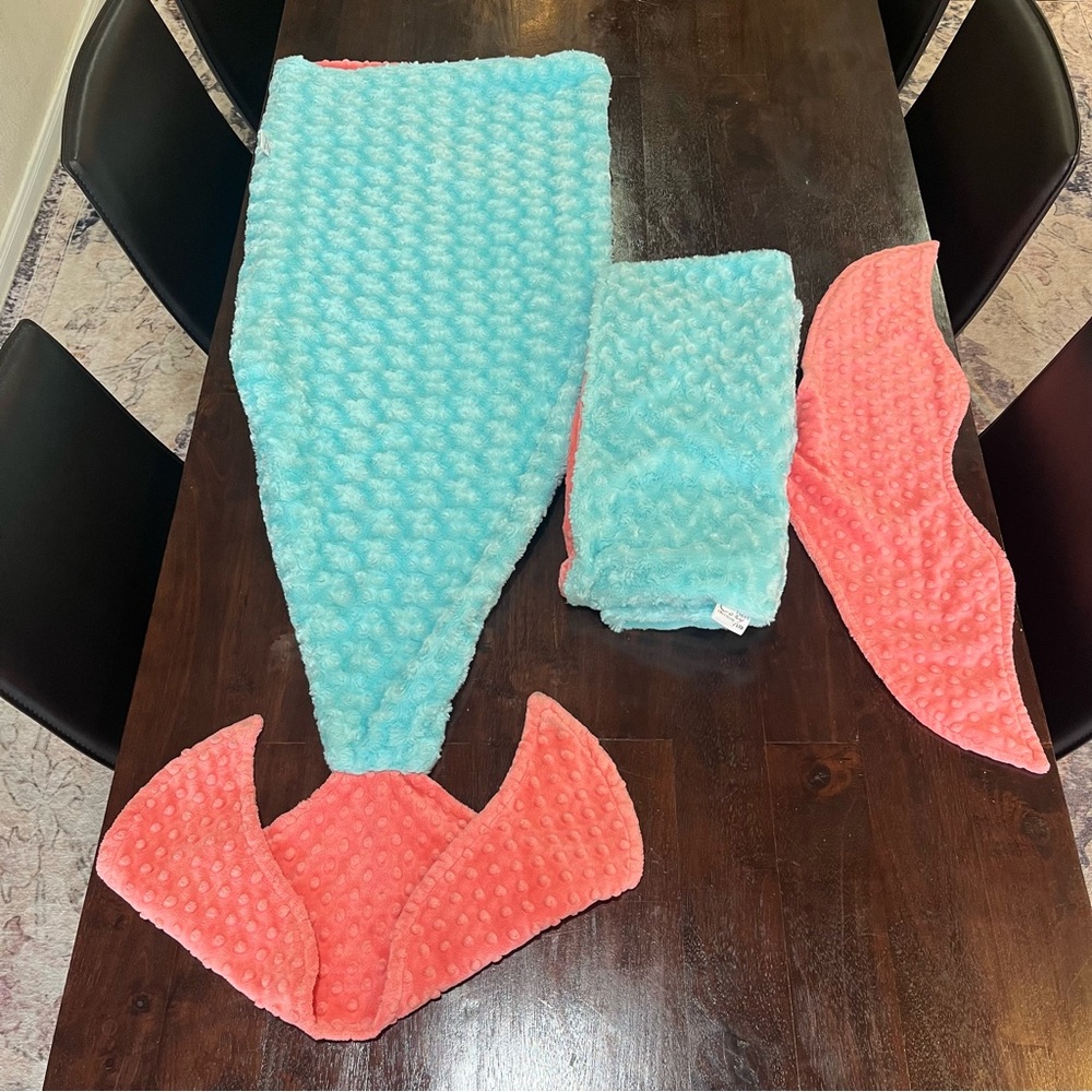 Cozy Mermaid Tail Blanket for Kids - Pink and Blue. By Tara’s Cozy Creations. - Picture 3 of 12
